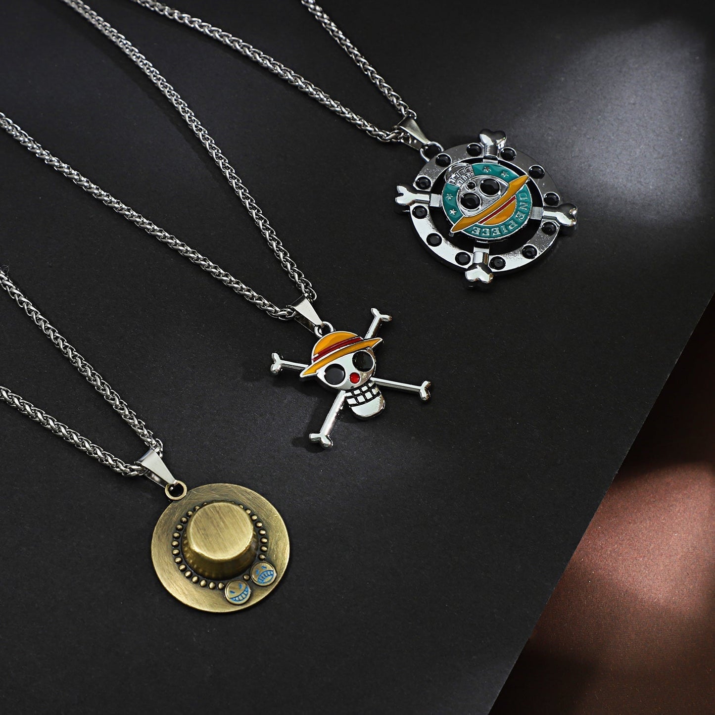 Luffy Straw Hat Logo Bronzed Metal Titanium Steel Necklace Set